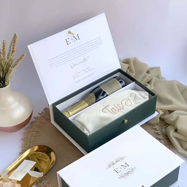 Luxury rigid invitation box for elegant event invites.